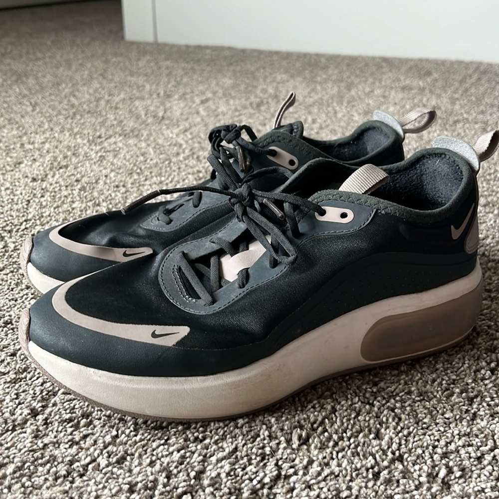 Women’s Nike Air Max Sneakers